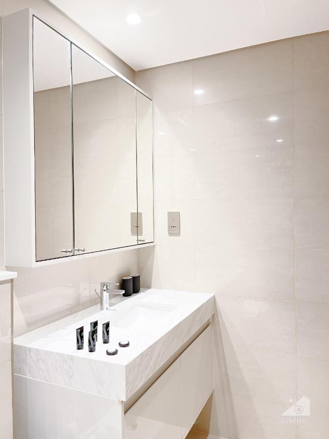 Incredible At Burj Royale Downtown Apartment *