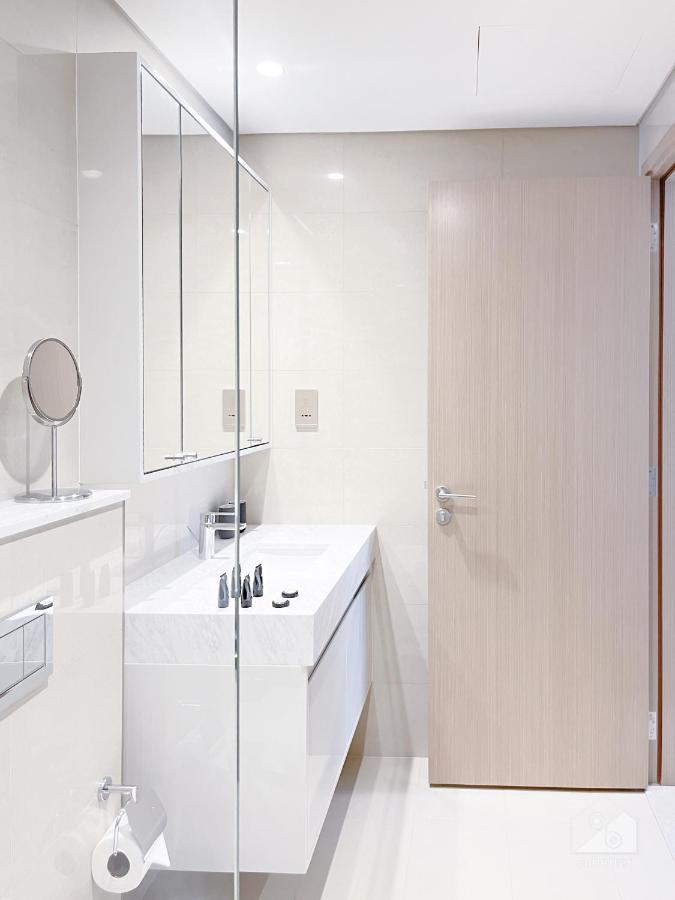 Apartment Incredible At Burj Royale Downtown Dubai