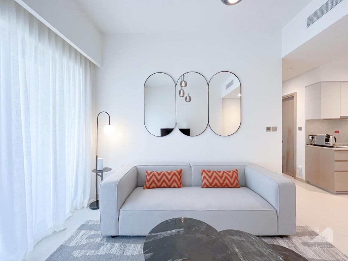 Incredible At Burj Royale Downtown Apartment Dubai