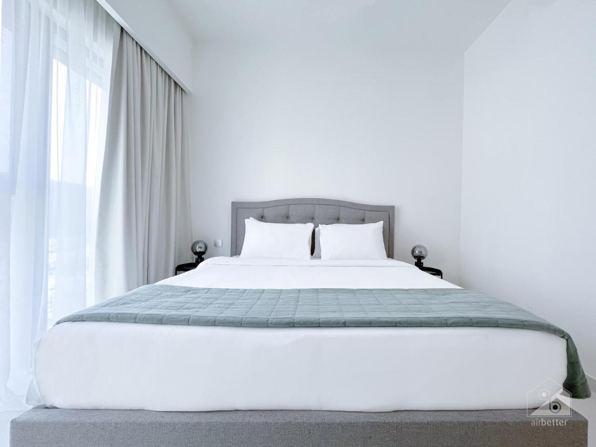 Incredible At Burj Royale Downtown Apartment